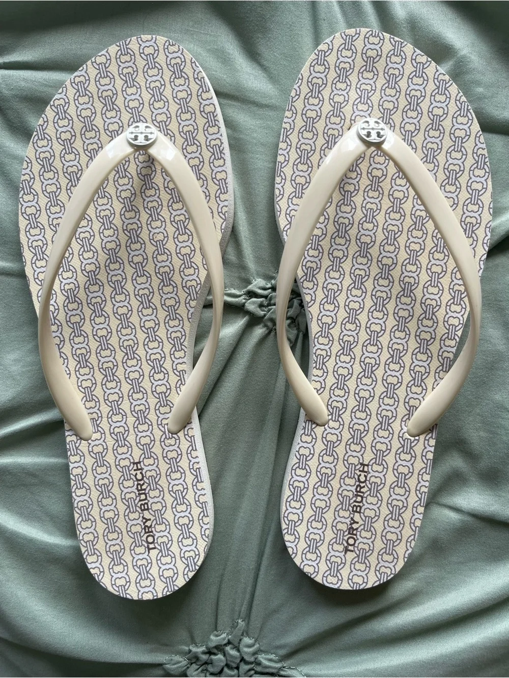 Tory Burch Cream Logo Patterned Flip Flop Sandals